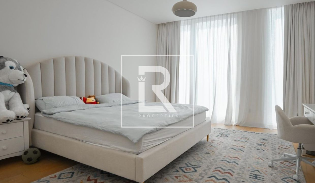 property_1733490702_105537101713