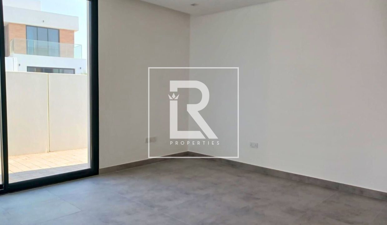 property_2505_1739175958_18688602702