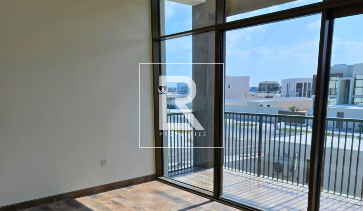 property_2738_1740659206_118244126116