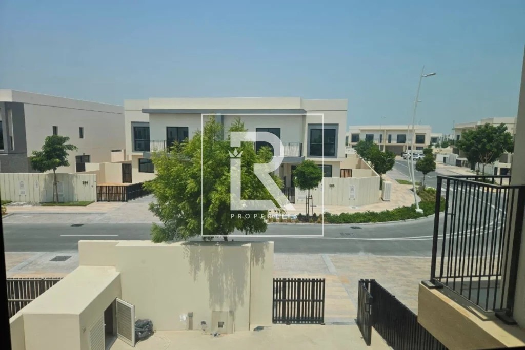 The Magnolias | Large Plot | Great Price | Ready to Move In