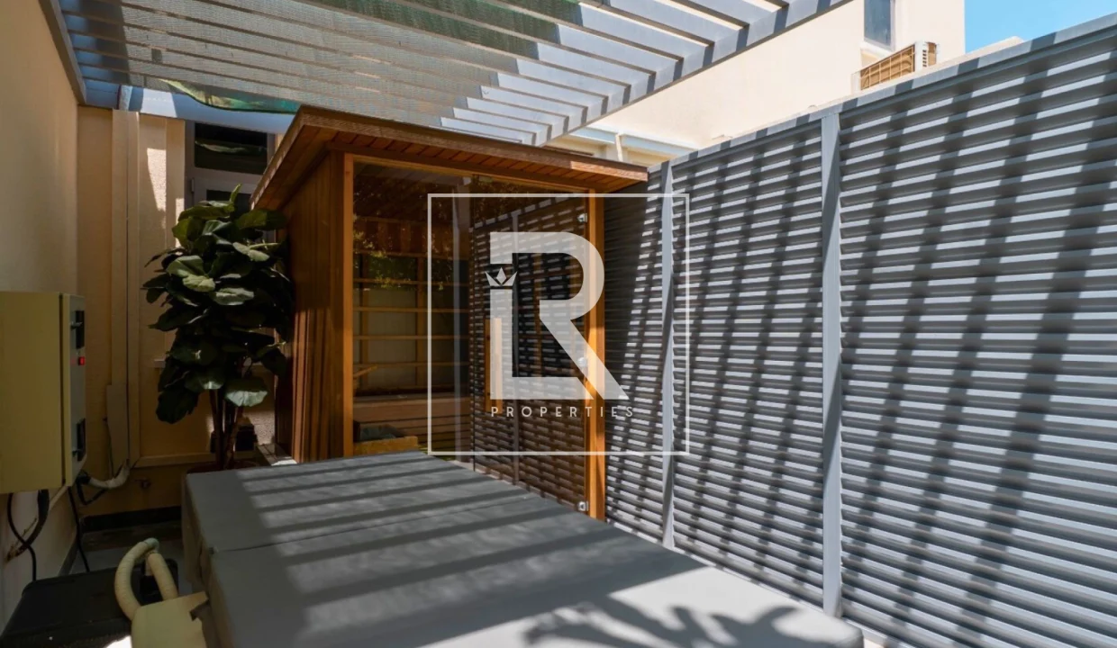 property_4997_68de444655b50_1759396934_64814283212