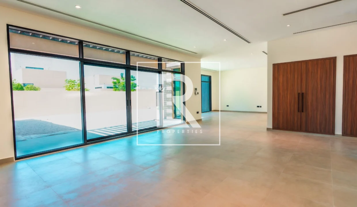 property_5026_68e65db7dc374_1759927735_76911223313