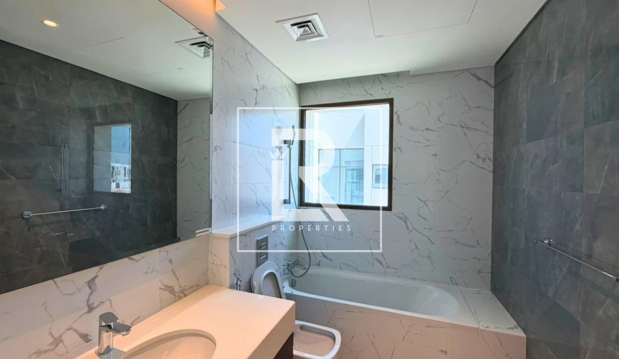 property_5028_68e4f6fe66a39_1759835902_196580258519