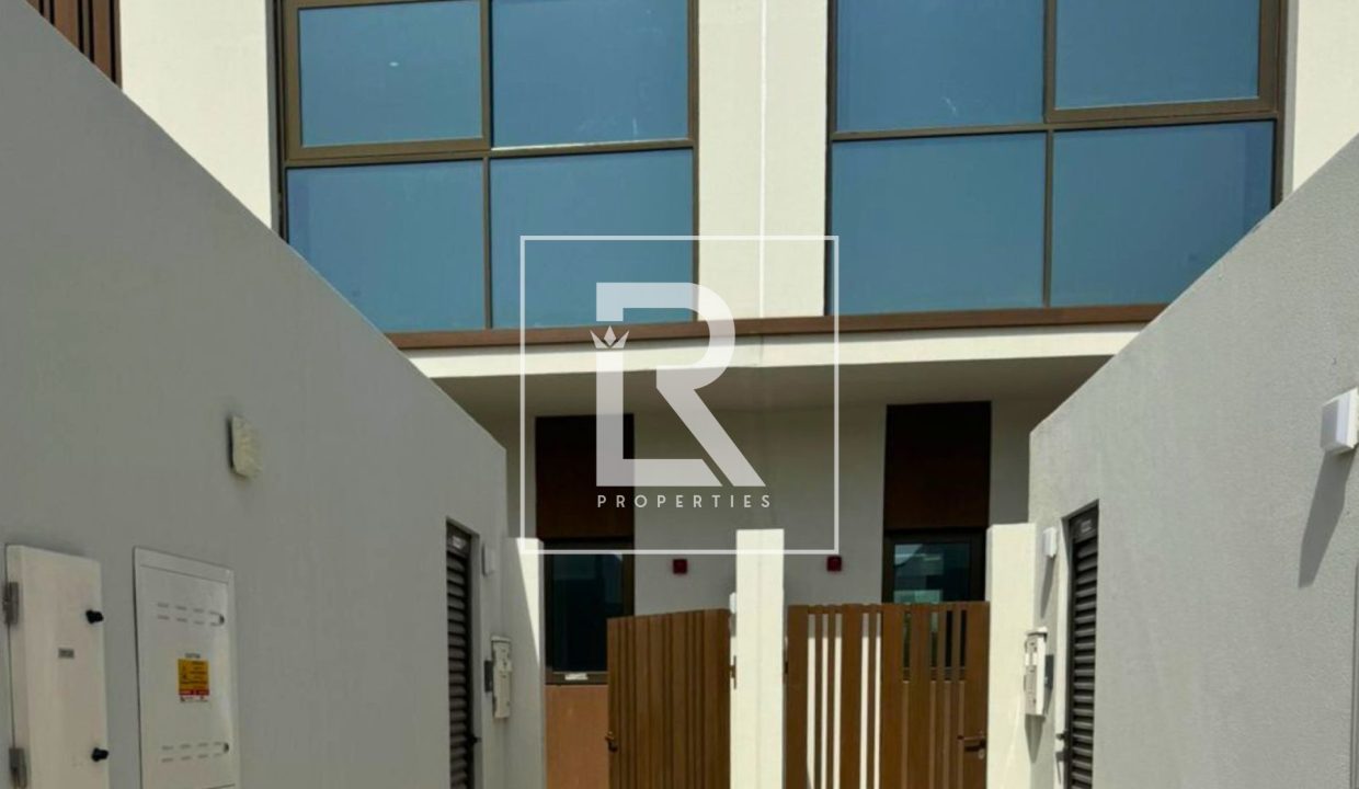 property_5240_6912f8af64b36_1762850991_18959032691