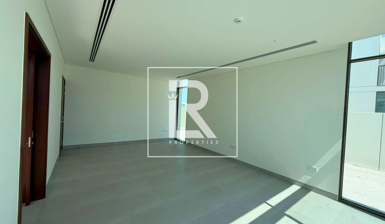 693d3e7f28eed_1765621375