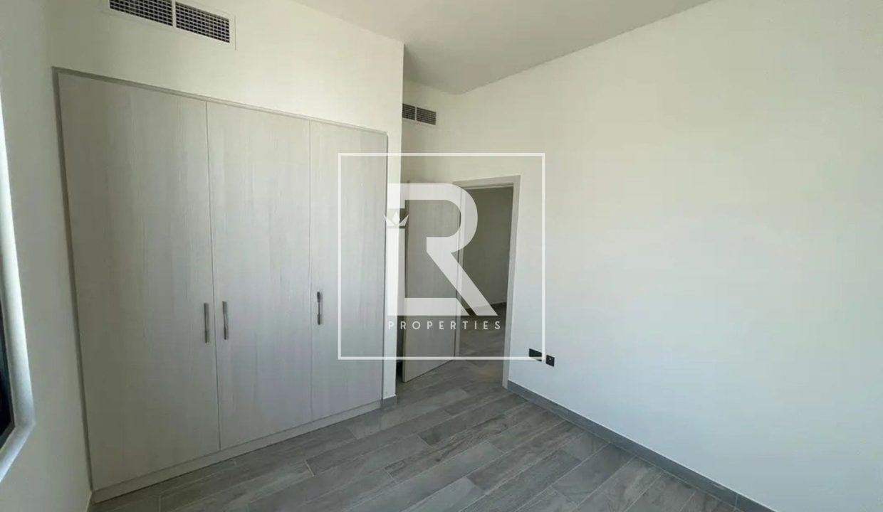 property_5271_691b128e90520_1763381902_4069260672