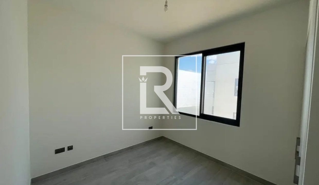 property_5271_691b128f98f14_1763381903_3080996684