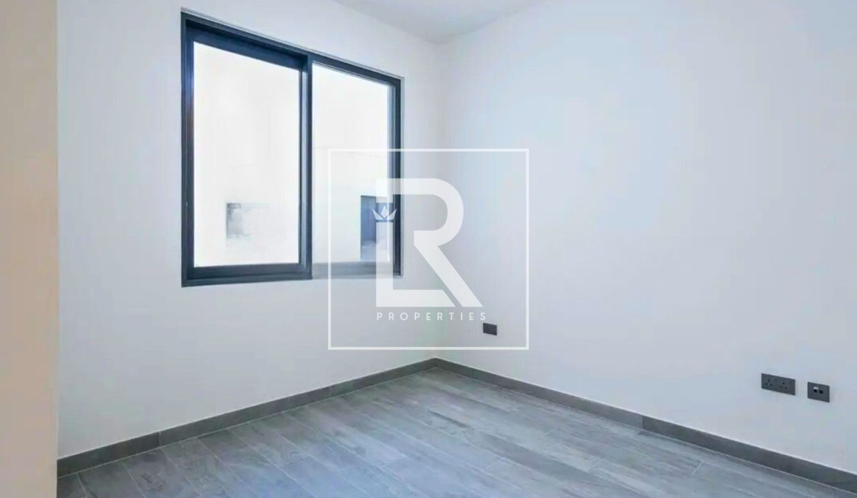 property_5271_691b12922dc52_1763381906_17945424408