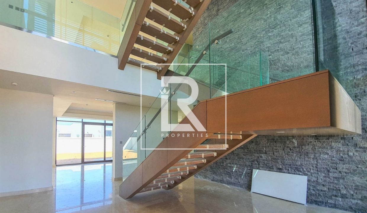 property_5338_69381d1a6cc3c_1765285146_147182918413