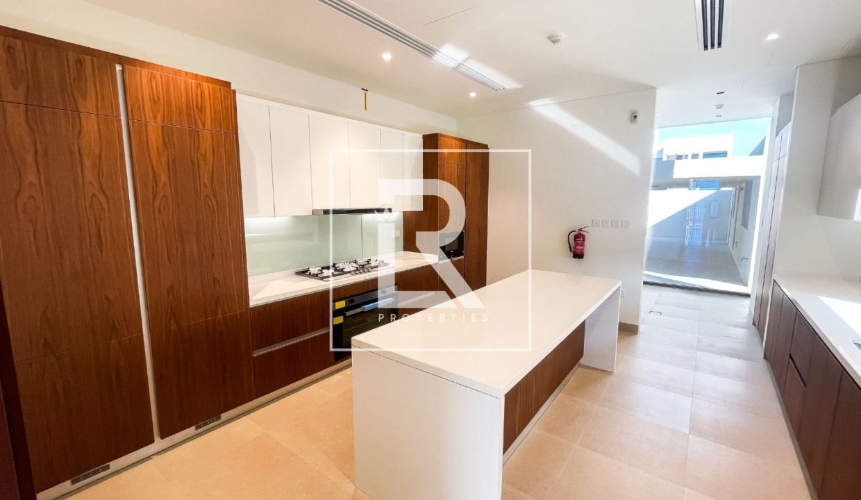 property_5326_69429e92bae9e_1765973650_158250514123