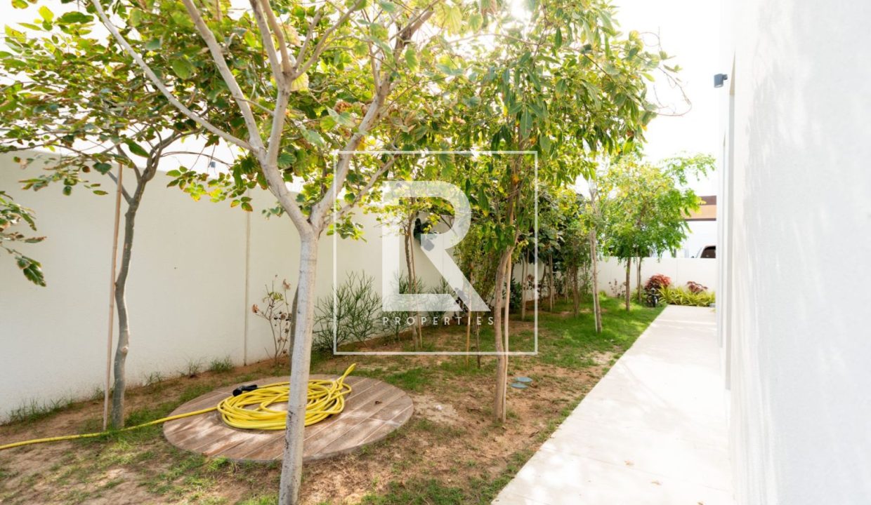 property_5817_69d0ef463e504_1775300422_10904938269