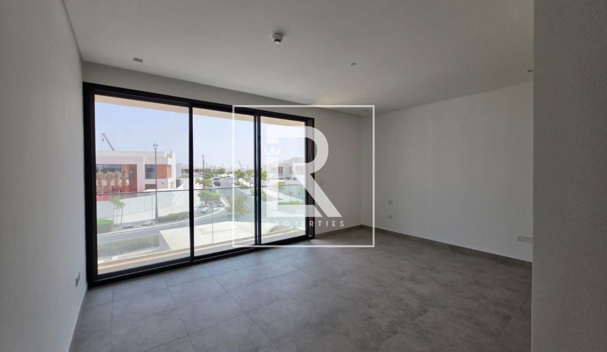 property_6773_6a8951dcb5676_1787384284_204122214018