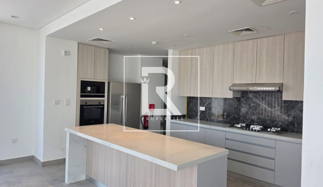 property_6773_6a8951e121efa_1787384289_60292031426